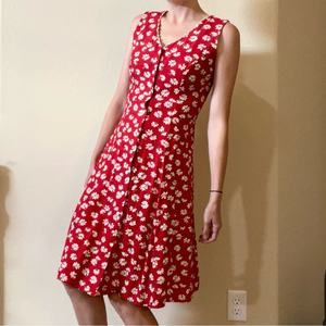 Vintage floral red knee-length midi dress with button front and tie back